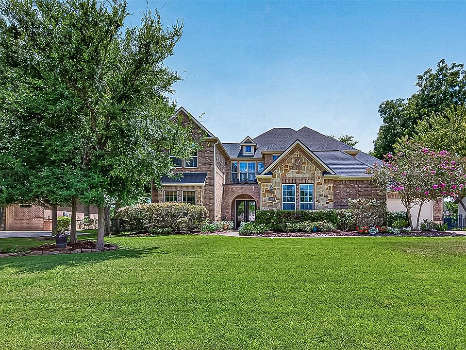 1st image of 4519 Oxbow Cir W