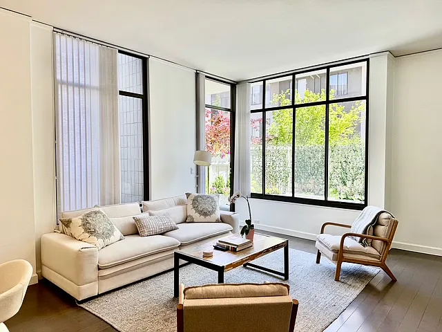 1 bed, 1170 sqft, $7,800 — Photo 2