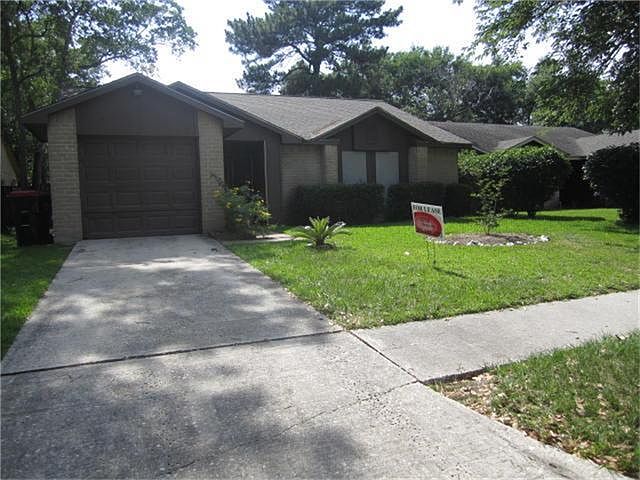 1st image of 12607 Hickory Bend Dr