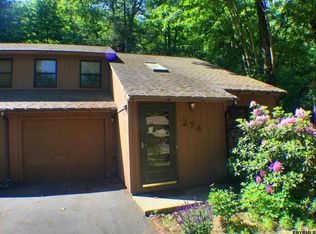 274 Thimbleberry Rd, Malta, NY 12020