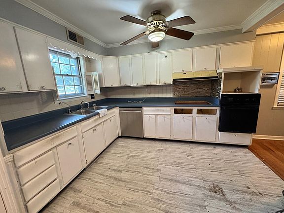 3rd image of 2987 Egan Dr