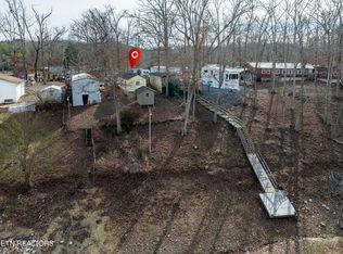 1226 Fishermans Way, Sevierville, TN 37876