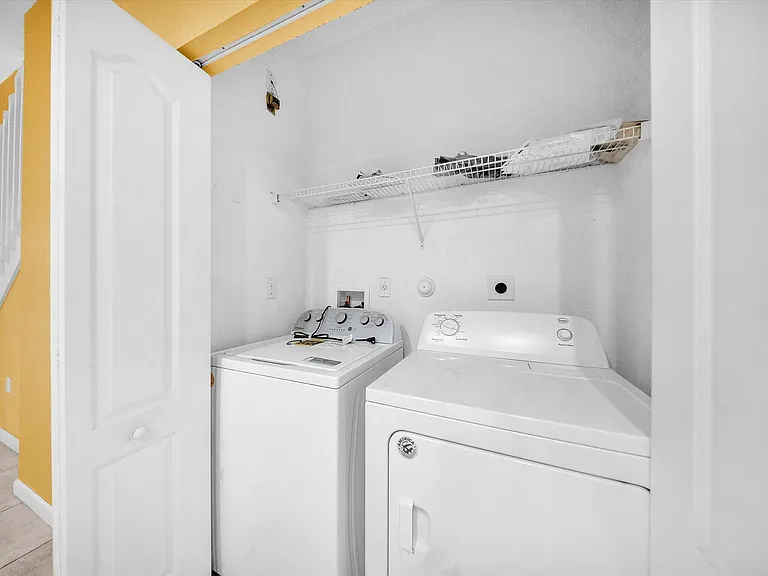 21223 NW 14th Pl #324 — Photo 23