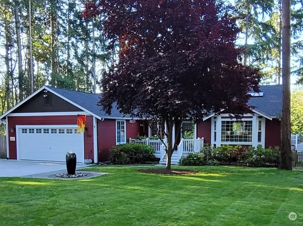 590 Bush Point Road, Freeland, WA 98249