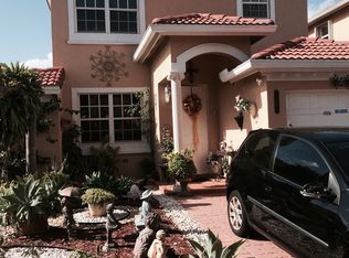 15379 SW 24th St, Miami, FL 33185