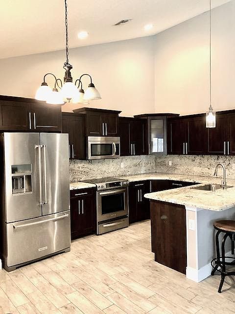 1st image of 2102 Timberlane Cir #21B