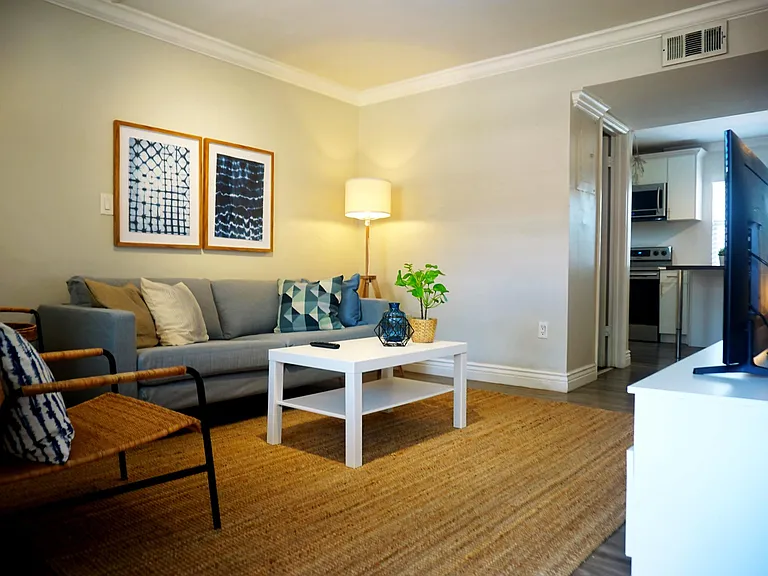 914 SW 8th Ave #57 — Photo 2