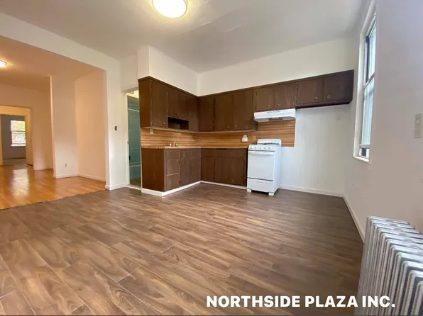 941 Lorimer Street image 1 of 7