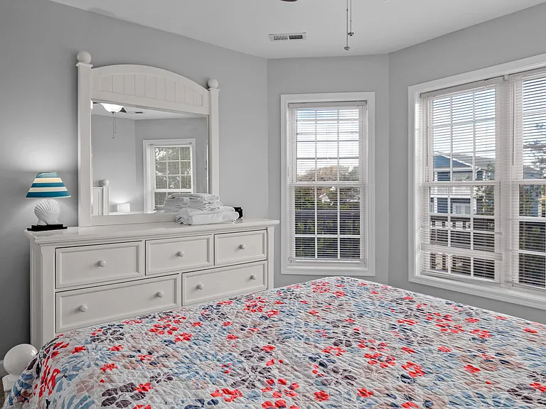 2219 E Pelican Dr — Photo 31