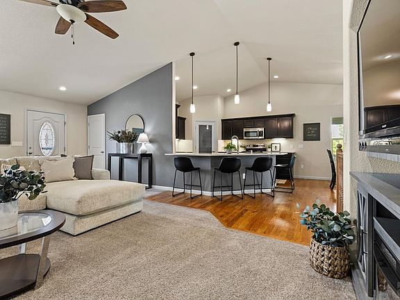 4th image of 5114 Lynn Meadows Dr