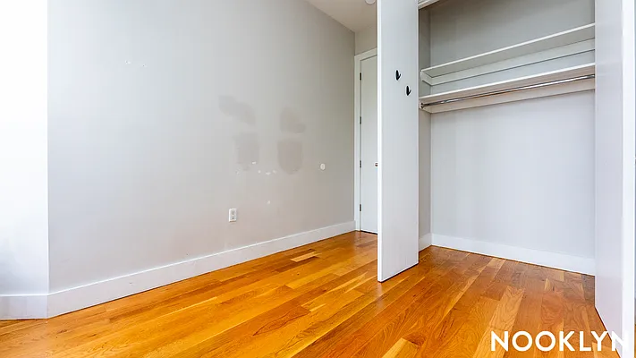 Rented by Nooklyn NYC LLC | media 18