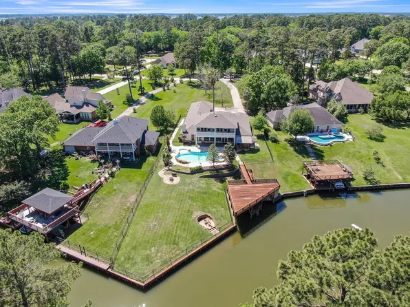 12758 Aries Loop, Willis, TX 77318