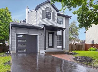 601 Simoneau Way, Ottawa, ON K4A1P8