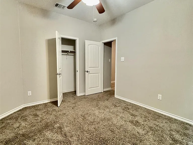 2920 Colorado Dr — Photo 13