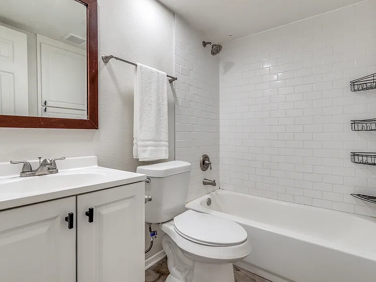 10211 Regal Oaks Dr #120 — Photo 12
