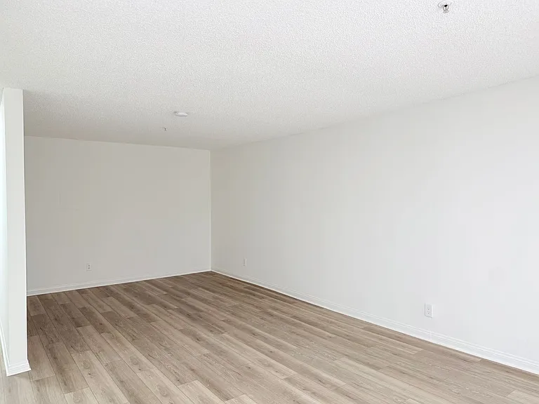 400 Westmoreland Apartments - Modern, approachable, city-living vibe — Photo 22