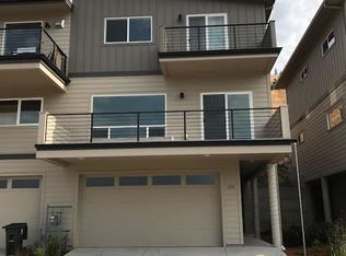 125 Ingram Pl, White Salmon, WA 98672