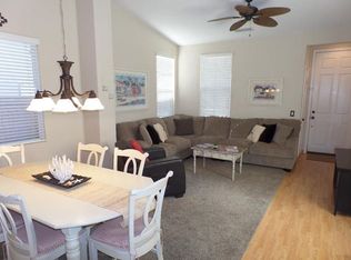 28264 Sycamore Dr, Saugus, CA 91350