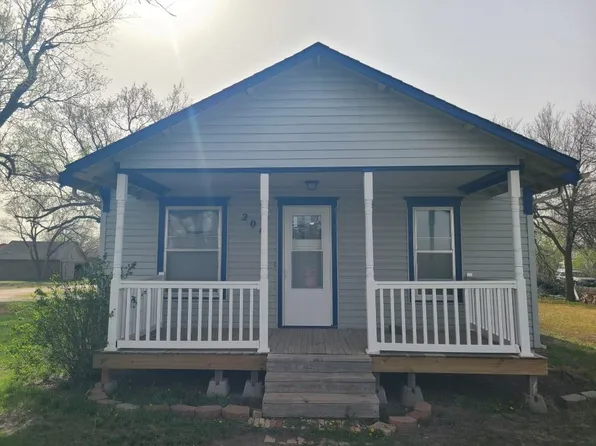 206 S Church St, Gypsum, KS 67448