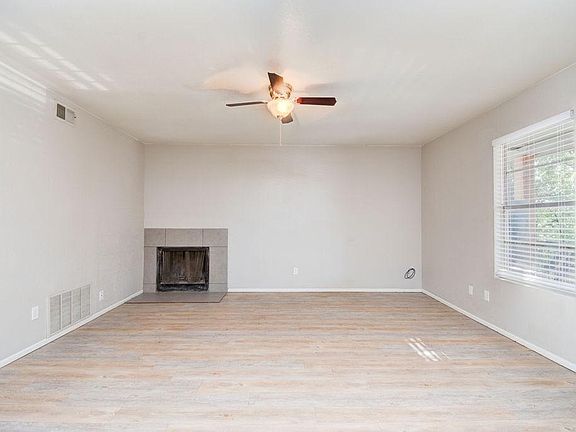 3rd image of 3304 Salisbury Ave APT D