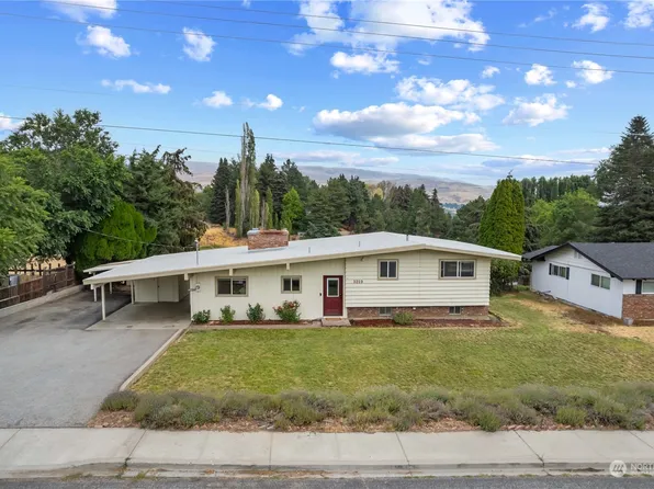 3209 Burch Mountain Road, Wenatchee, WA 98801