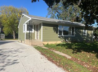 1516 W King St, Winona, MN 55987