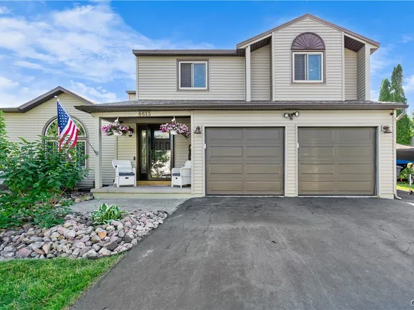 8613 Nazareth Dr, Cicero, NY 13039