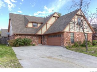 8527 E 64th St S, Tulsa, OK 74133