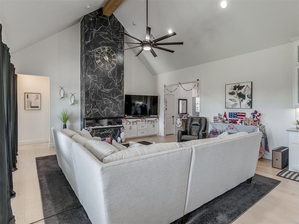208 Braxton Way, Yukon, OK - View 4