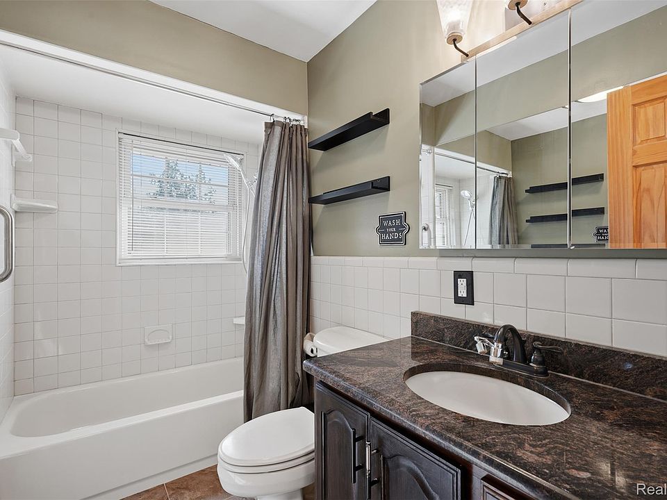827 Los Arboles Dr, photo 14