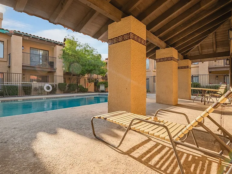 Two Bedroom Apartment Home with Beautfiul Courtyard views — Photo 35