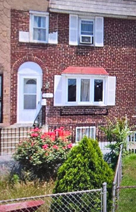 1st image of 618 Raritan St