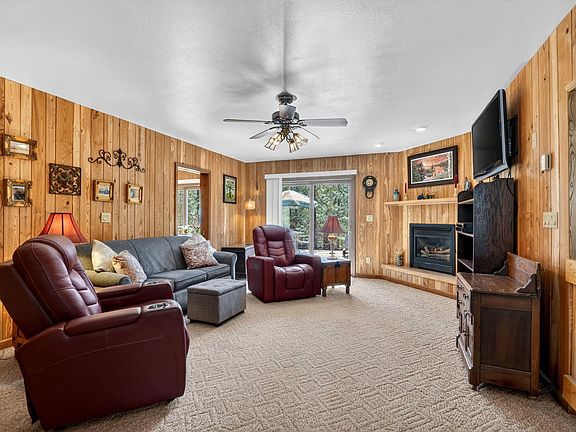 5th image of 16503 Thelen Rd