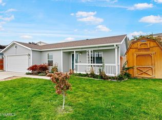 408 N 77th Ave, Yakima, WA 98908