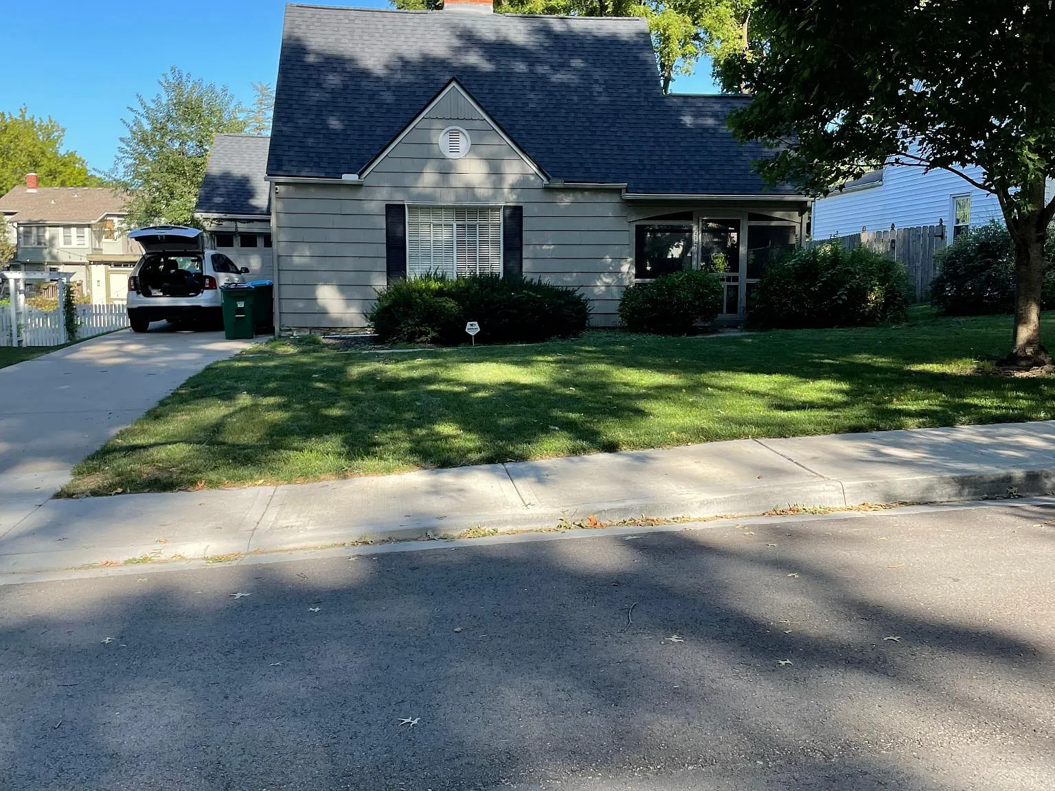 3 bed, 1616 sqft, $2,900 — Photo 1