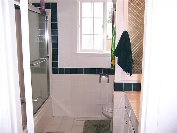 4th image of 1401 100th St S