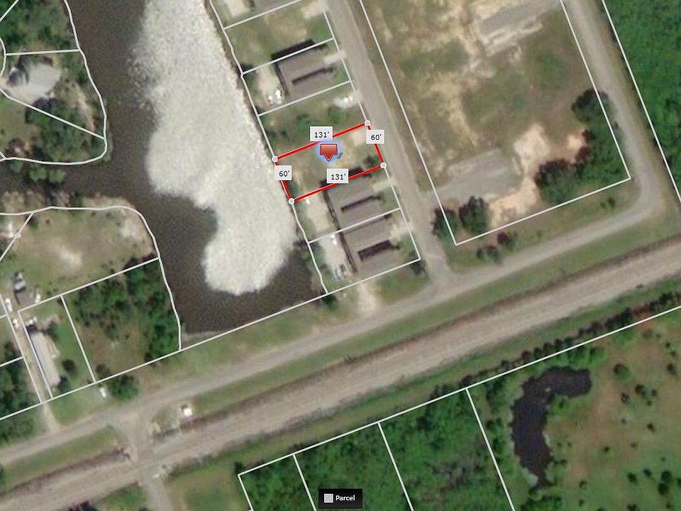 2nd image of 305 Lac Bleu Ave