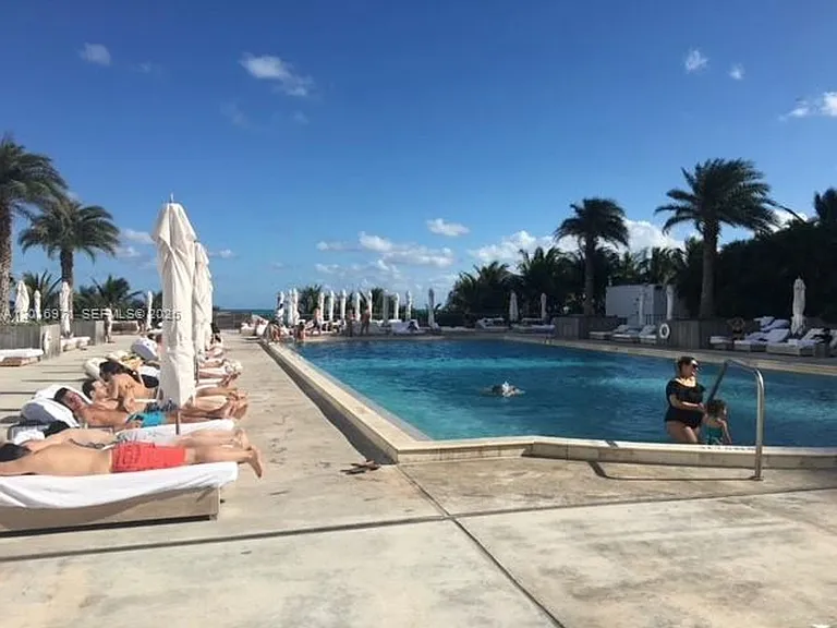 2301 Collins Ave #528 — Photo 30