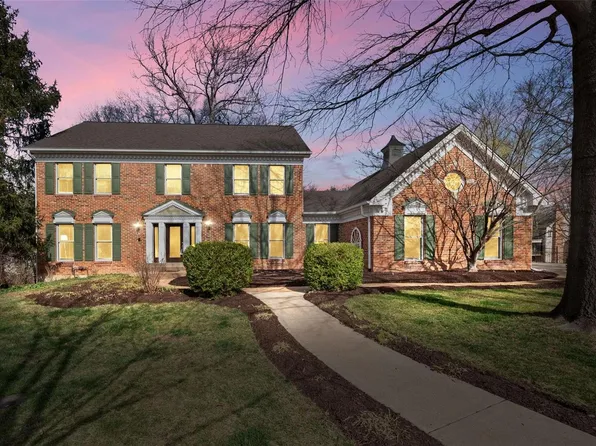 1819 Parsonage Dr, Chesterfield, MO 63005