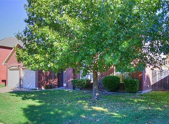 2nd image of 1617 Caplin Dr