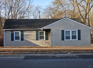 162 N Main St, East Longmeadow, MA 01028