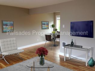 3126 SE Belmont St, Portland, OR 97214