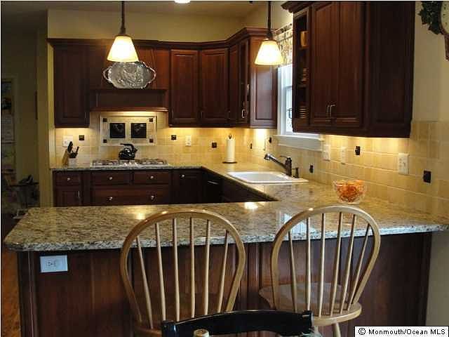 2nd image of 1044 W Front Street