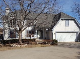 333 NE Sunderland Ct, Lees Summit, MO 64064
