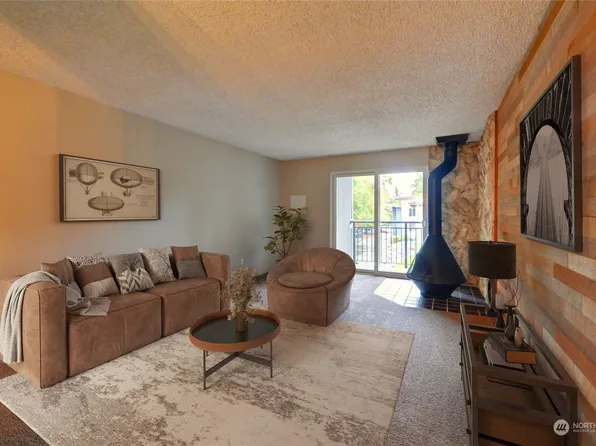 14555 NE 32nd Street #F301, Bellevue, WA 98007