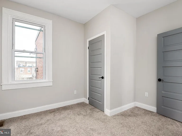 2828 Lake Ave — Photo 12