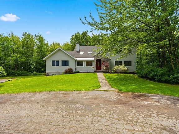 2nd image of 10386 Miller Rd