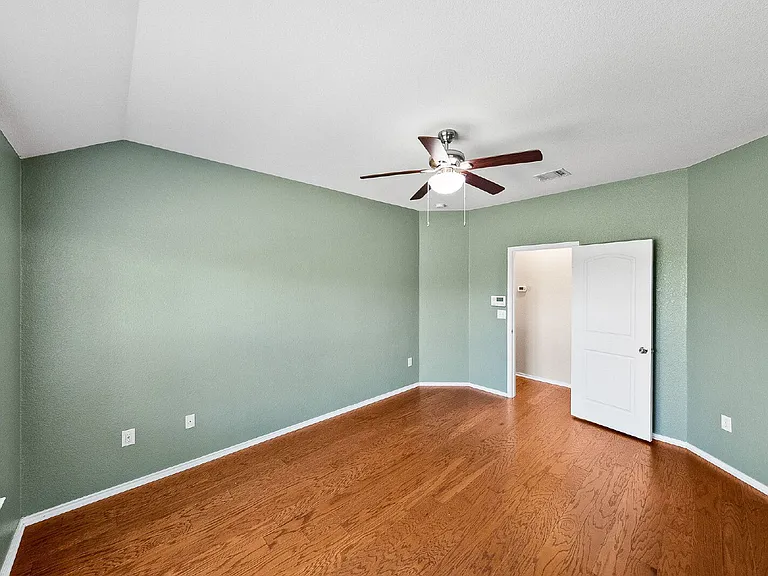 6097 Heron Dr — Photo 17