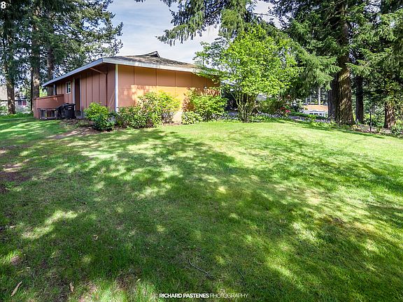 2nd image of 673 Marylhurst Dr