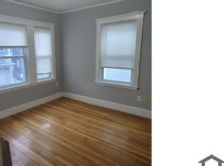 36 Melbourne St, Dorchester, MA 02124